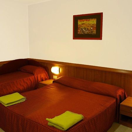 Hotel Bengasi ริมินี ภายนอก รูปภาพ