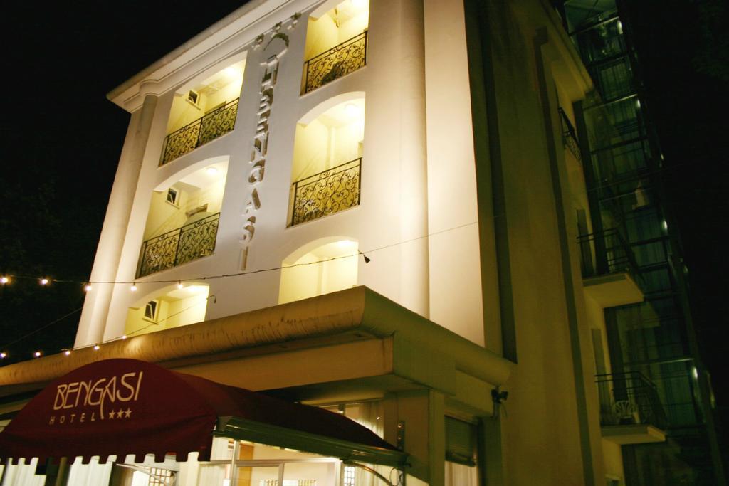 Hotel Bengasi ริมินี ภายนอก รูปภาพ